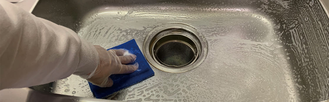 ステンレス流し台シンクのツヤを簡単に出す方法